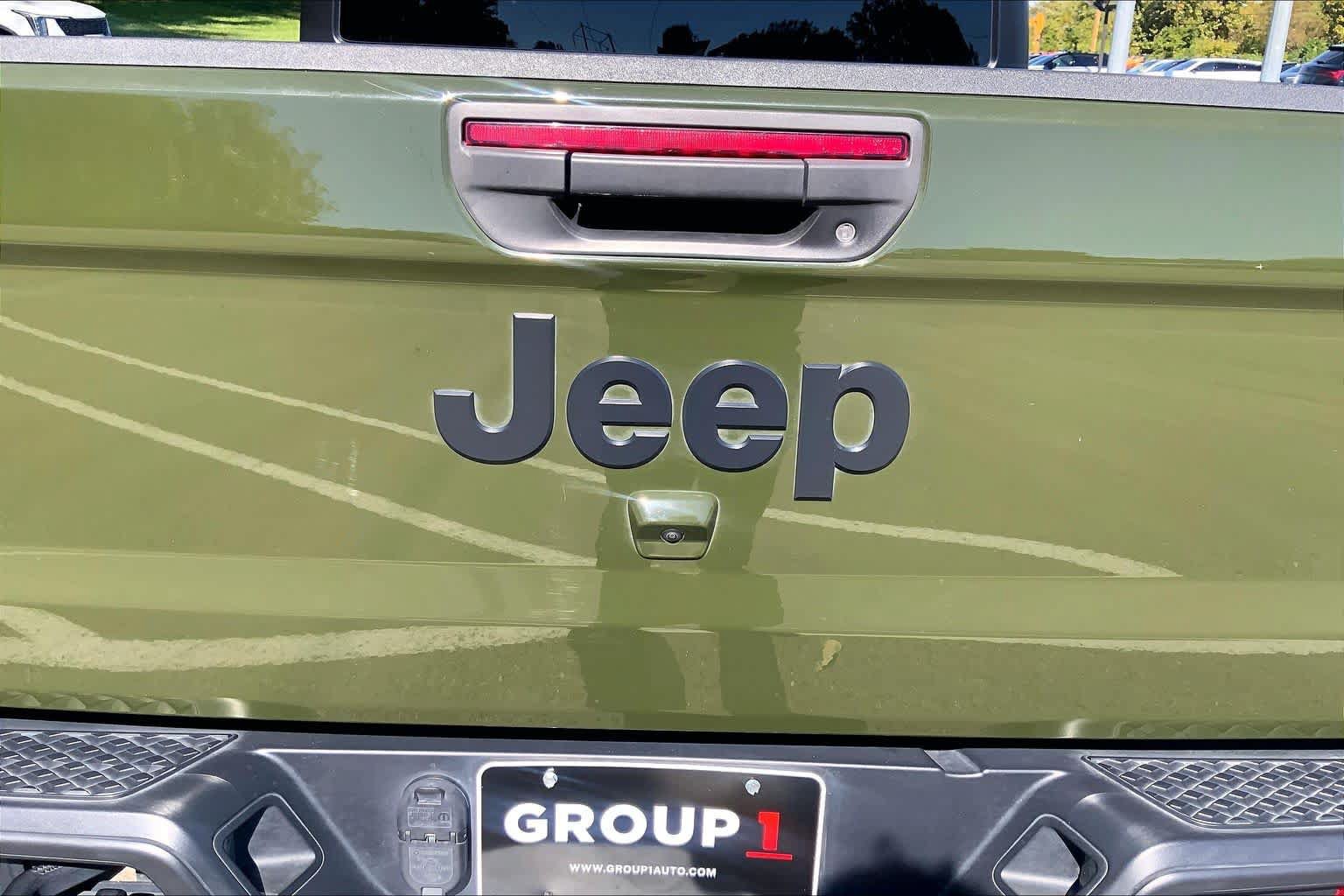 Used 2022 Jeep Gladiator Sport AWD/4WD image 28