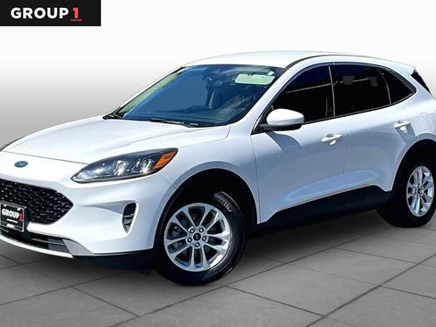 Used 2020 Ford Escape SE FWD image 1