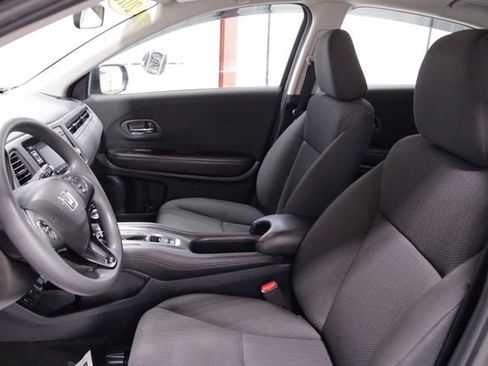 Used 2016 Honda HR-V LX image 13