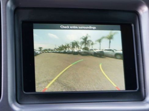Used 2023 Dodge Challenger SXT RWD image 28