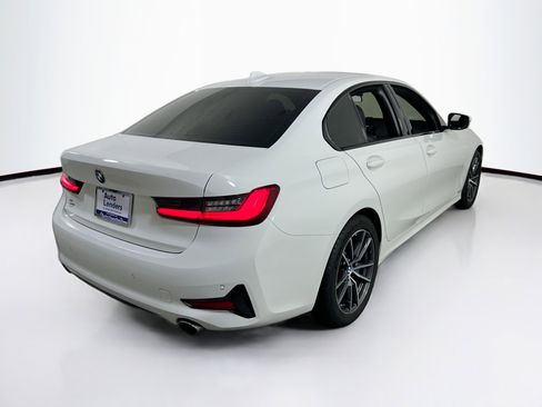 Used 2020 BMW 330i xDrive Sedan w/ Convenience Package image 5