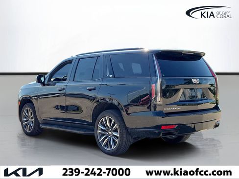 Used 2023 Cadillac Escalade Sport AWD/4WD image 4