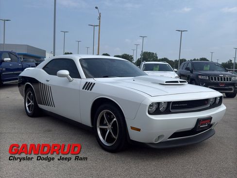 Used 2012 Dodge Challenger R/T Plus RWD image 1
