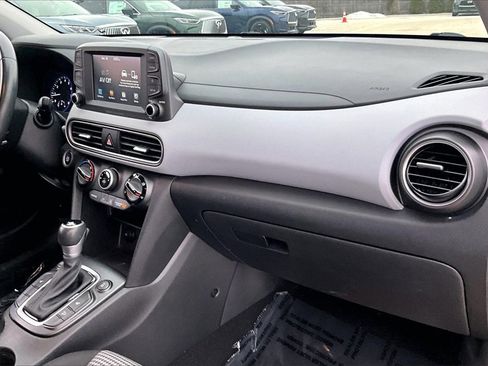 Used 2020 Hyundai Kona SEL w/ Cargo Package image 24