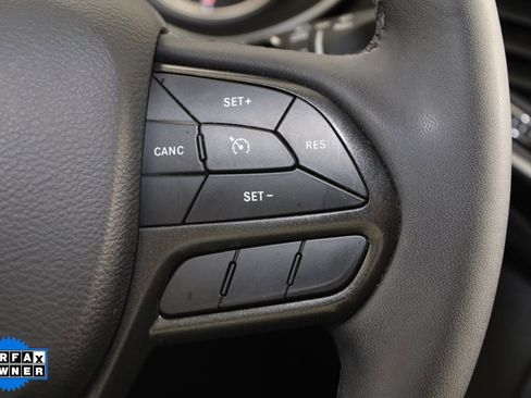 Used 2022 Jeep Cherokee Trailhawk image 35