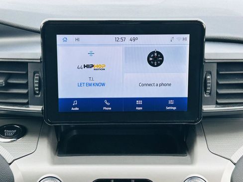 Used 2022 Ford Explorer XLT w/ Equipment Group 202A image 15