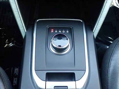 Used 2019 Land Rover Discovery Sport HSE AWD/4WD image 24