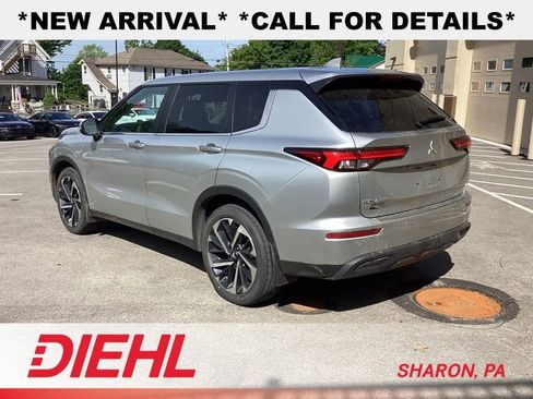 Used 2022 Mitsubishi Outlander ES AWD/4WD image 5