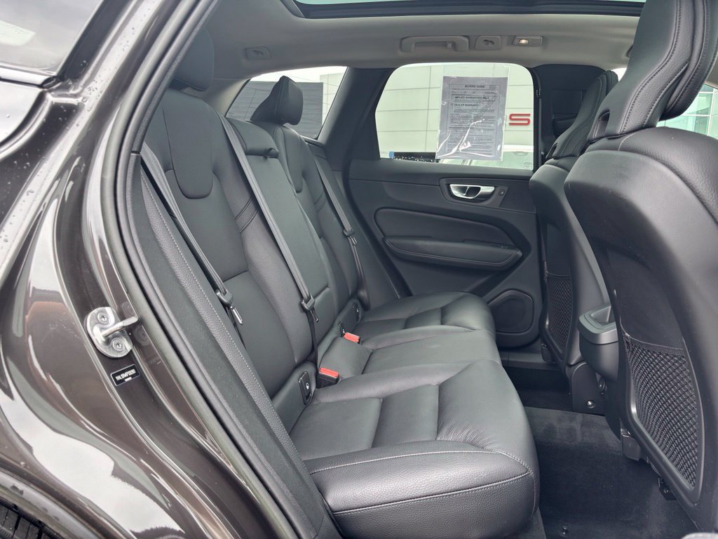 Certified 2023 Volvo XC60 B5 Plus w/ Climate Package AWD/4WD image 25