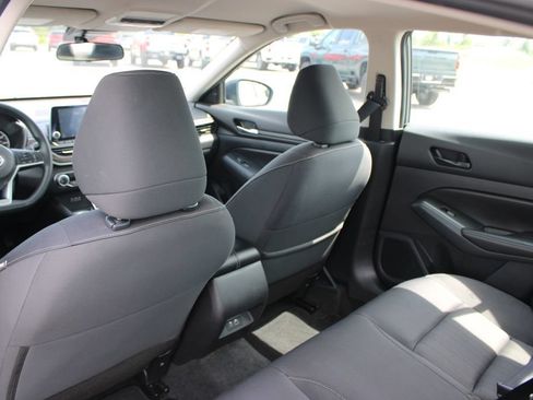 Used 2024 Nissan Altima 2.5 SV FWD image 26