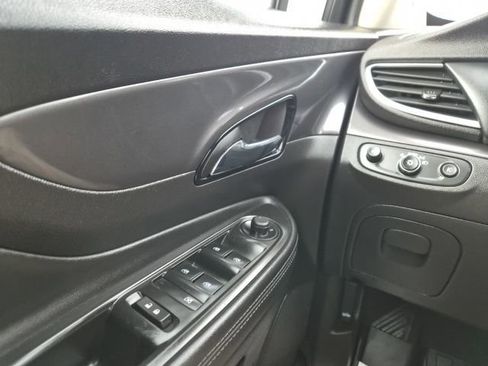 Used 2020 Buick Encore Essence w/ Experience Buick Package image 15