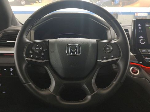 Used 2023 Honda Odyssey Sport image 17