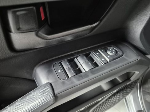 New 2025 Toyota Tacoma SR5 image 18