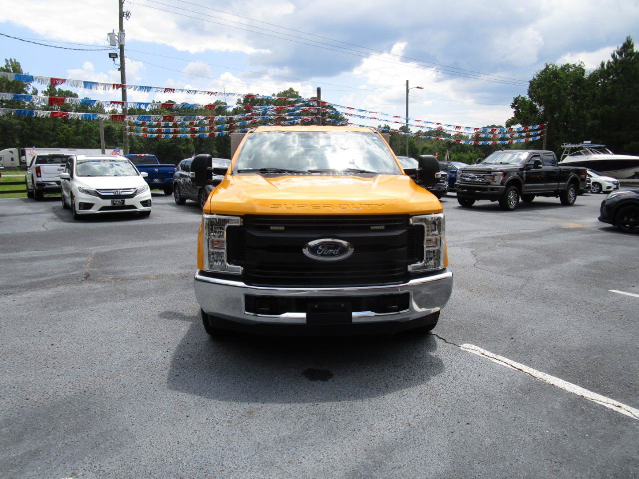 Used 2018 Ford F250 XL w/ Power Equipment Group RWD image 8