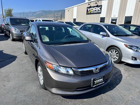 Used 2012 Honda Civic LX image 1