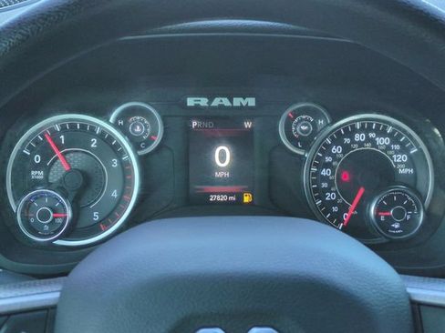Used 2024 RAM 3500 Tradesman w/ Chrome Appearance Group AWD/4WD image 26