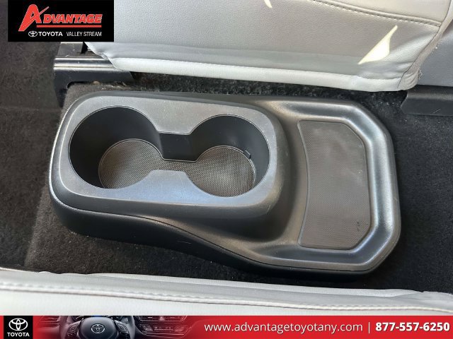 Certified 2021 Toyota Highlander Limited AWD/4WD image 16