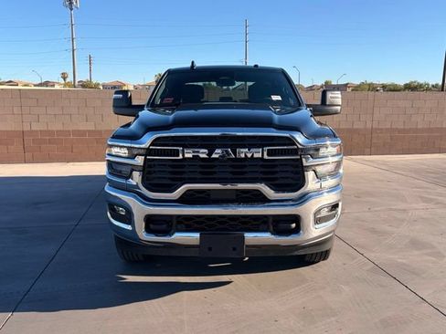 Used 2026 RAM 2500 Big Horn AWD/4WD image 3
