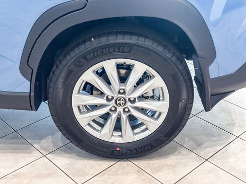 New 2026 Toyota Corolla Cross LE w/ Moonroof Package FWD image 12