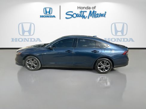 Used 2023 Honda Accord EX image 4