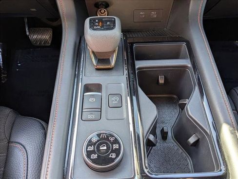 Certified 2025 Nissan Pathfinder Rock Creek image 12