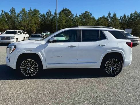New 2026 GMC Terrain Denali image 5