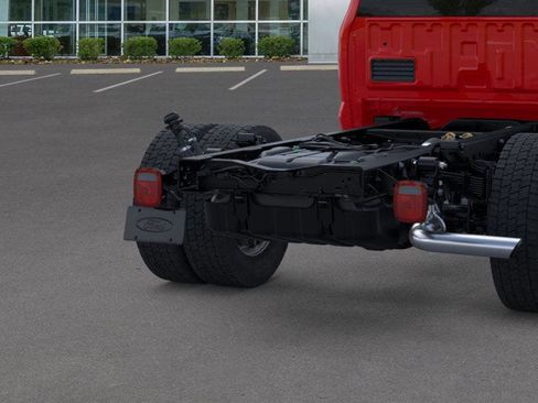 New 2025 Ford F550 4x4 Supercab Super Duty image 21