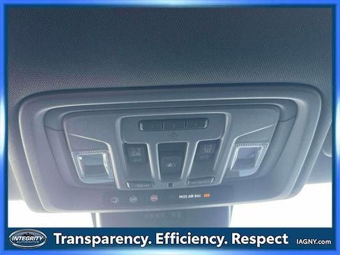 Used 2025 Chevrolet Silverado 1500 LT Trail Boss w/ Convenience Package II image 32