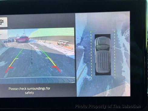 Used 2020 Ford Explorer Limited image 27