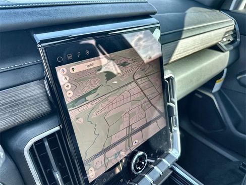 New 2026 GMC Acadia Denali w/ Super Cruise Package image 28