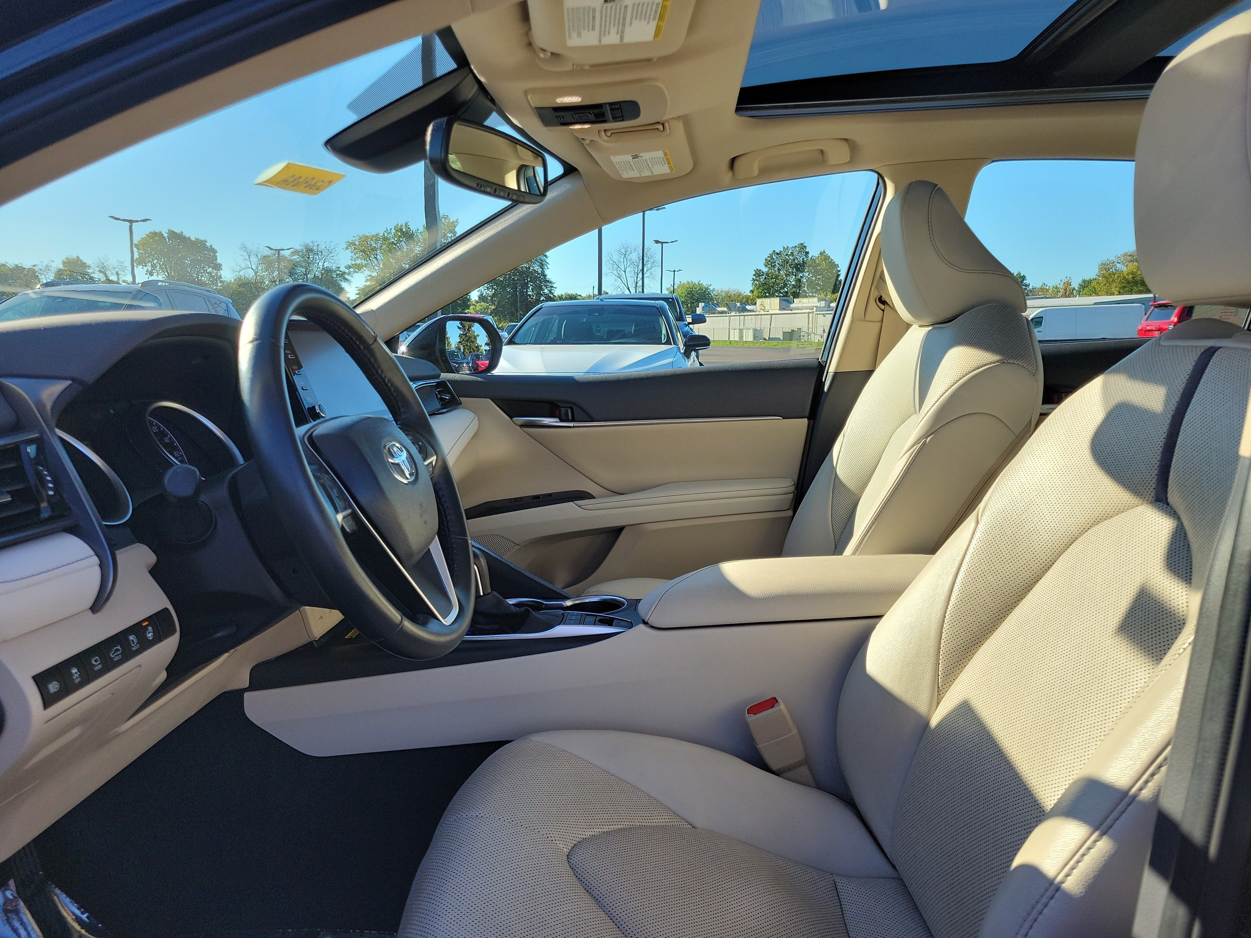 Used 2024 Toyota Camry XLE w/ Navigation Package FWD image 15