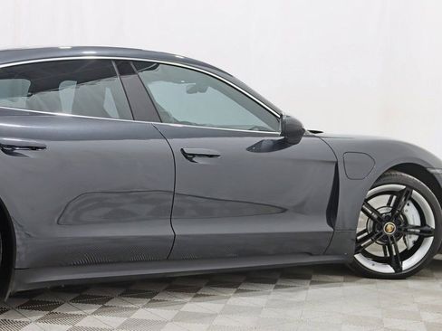 Used 2022 Porsche Taycan 4S image 11