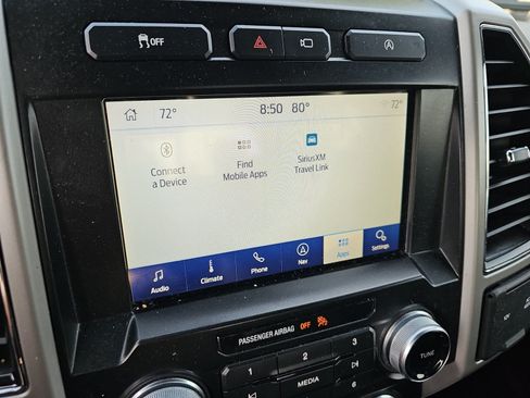 Used 2020 Ford F150 Lariat w/ Equipment Group 502A Luxury AWD/4WD image 25