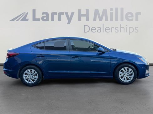 Used 2020 Hyundai Elantra SE image 6