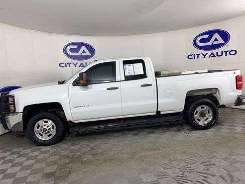 Used 2019 Chevrolet Silverado 2500 W/T image 6