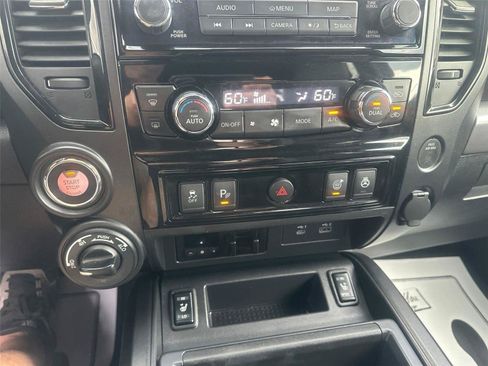 Used 2021 Nissan Titan PRO-4X w/ Pro-4x Convenience Package AWD/4WD image 37