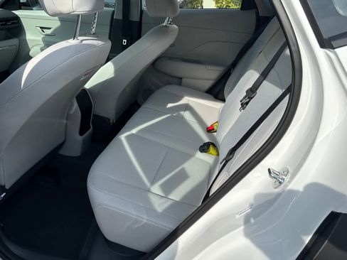 New 2026 Hyundai Kona SE image 15