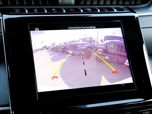 New 2025 Jeep Grand Cherokee Altitude RWD image 14