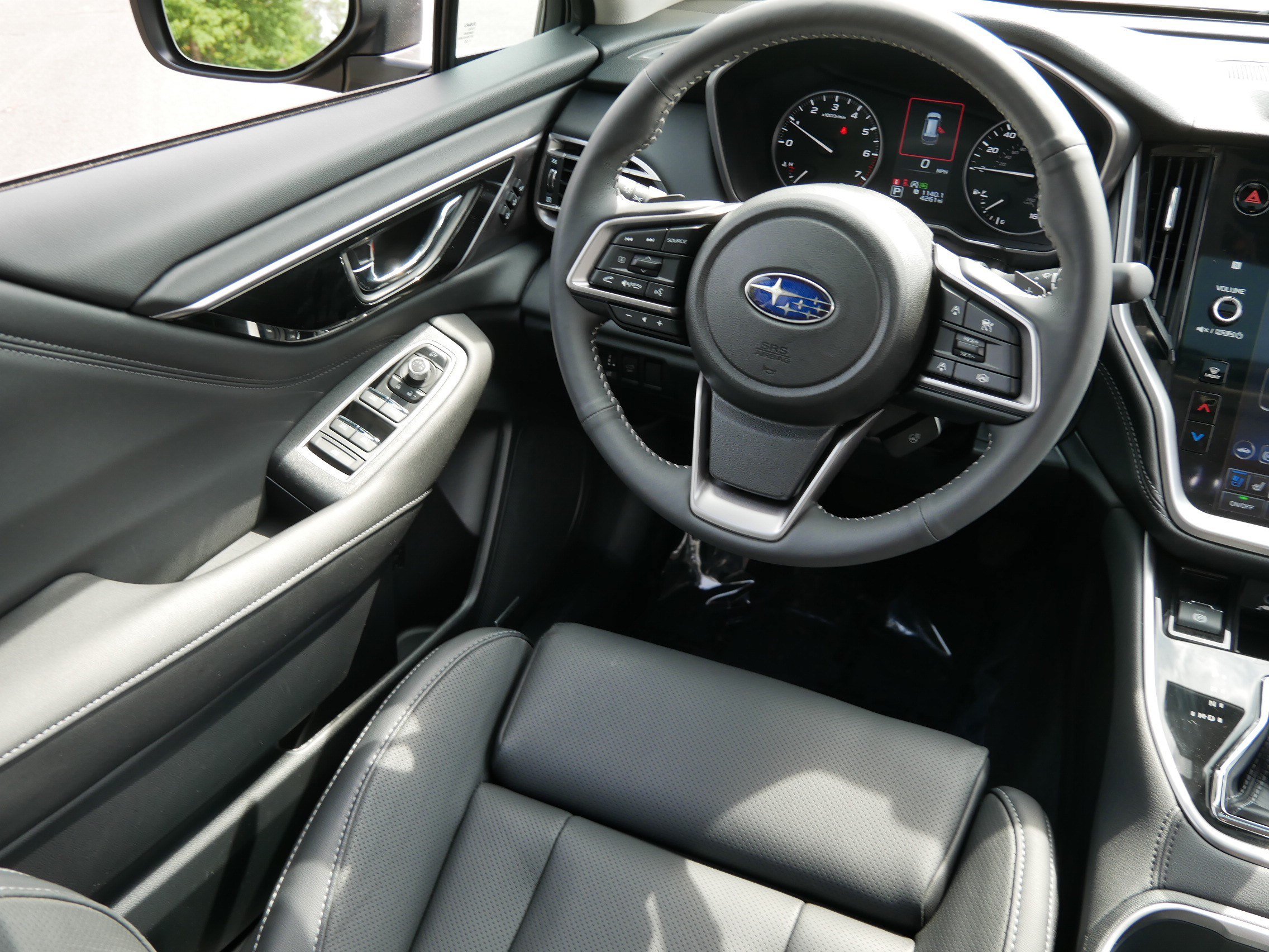 Used 2025 Subaru Outback Touring XT w/ Popular Package #2 AWD/4WD image 9