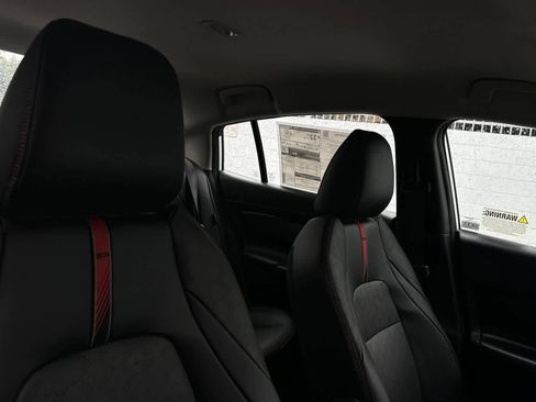 New 2026 Nissan Sentra SR FWD image 18