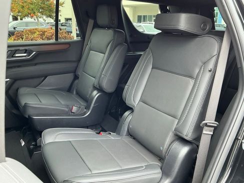 Used 2025 GMC Yukon Denali image 29