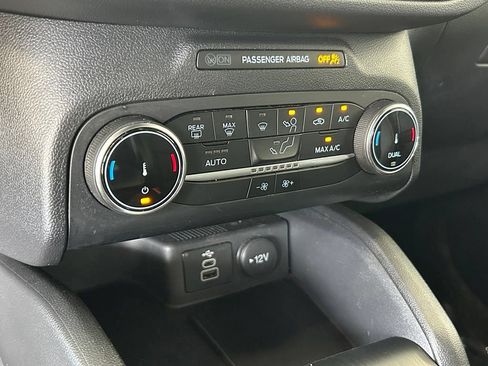 Used 2025 Ford Escape ST-Line FWD image 35