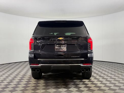 Used 2025 Chevrolet Tahoe Premier AWD/4WD image 9