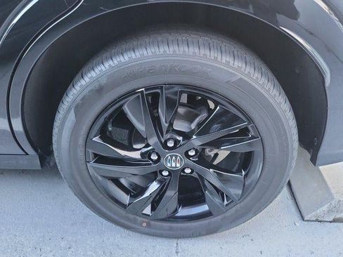 Used 2024 Buick Encore GX Sport Touring FWD image 10
