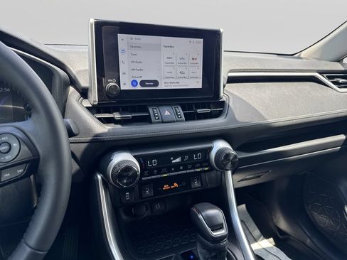 Used 2025 Toyota RAV4 XLE Premium AWD/4WD image 9