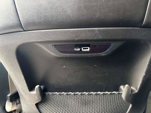 Used 2024 Chrysler Pacifica Limited image 15