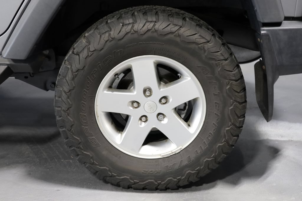 Used 2014 Jeep Wrangler Unlimited Sport w/ Quick Order Package 24S AWD/4WD image 34
