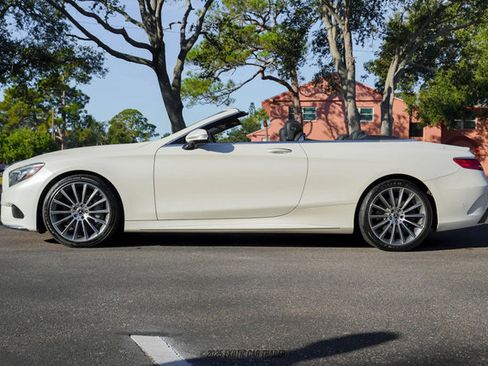Used 2017 Mercedes-Benz S 550 Cabriolet image 3