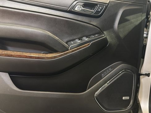 Used 2020 Chevrolet Tahoe LT image 25