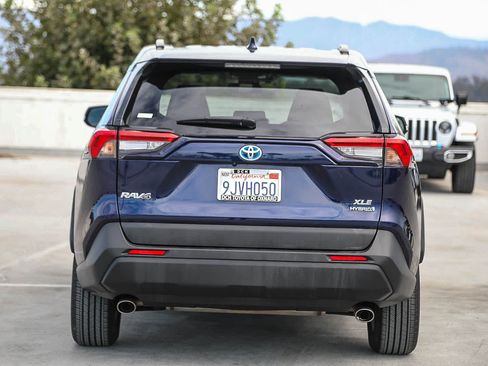 Certified 2024 Toyota RAV4 XLE w/ Convenience Package AWD/4WD image 7